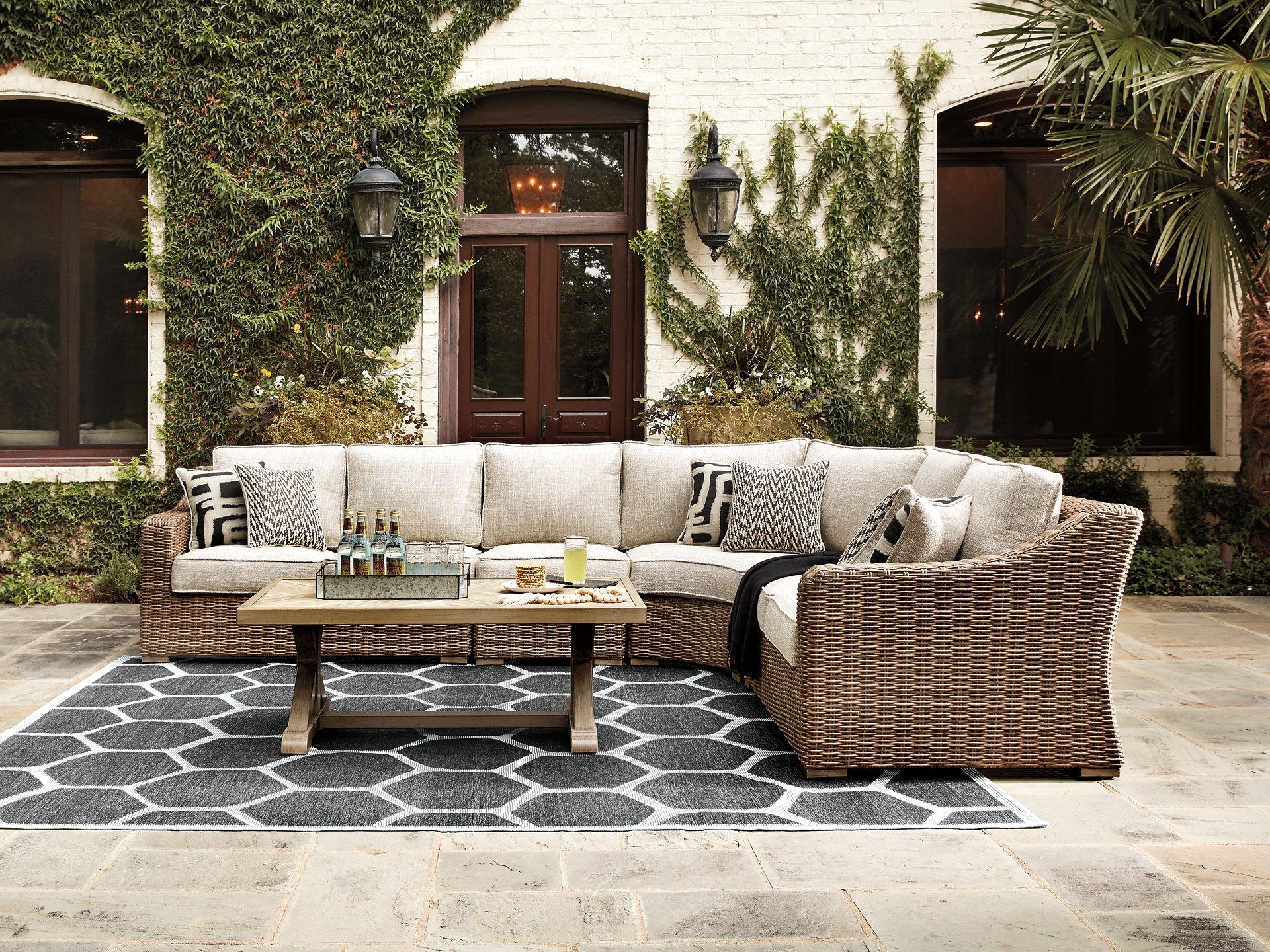 Beachcroft Outdoor Seating Set - Image 17