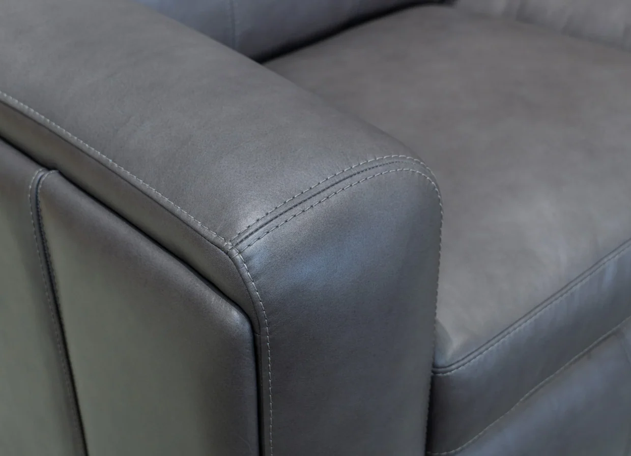 Flexsteel Wyatt Power Reclining Console Loveseat with Power Headrests and Lumbar - Image 12
