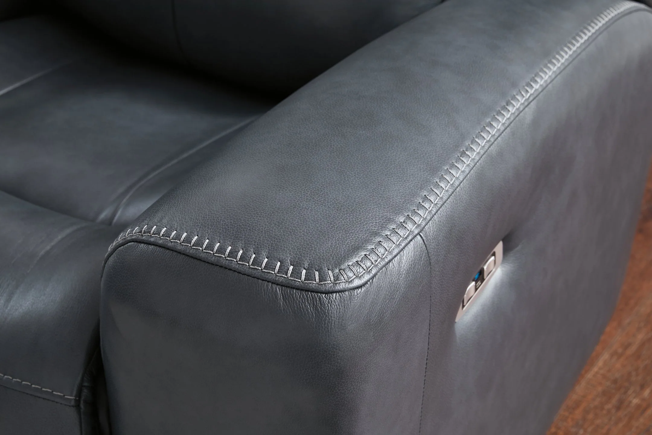 Next Move Power Recliner - Image 11